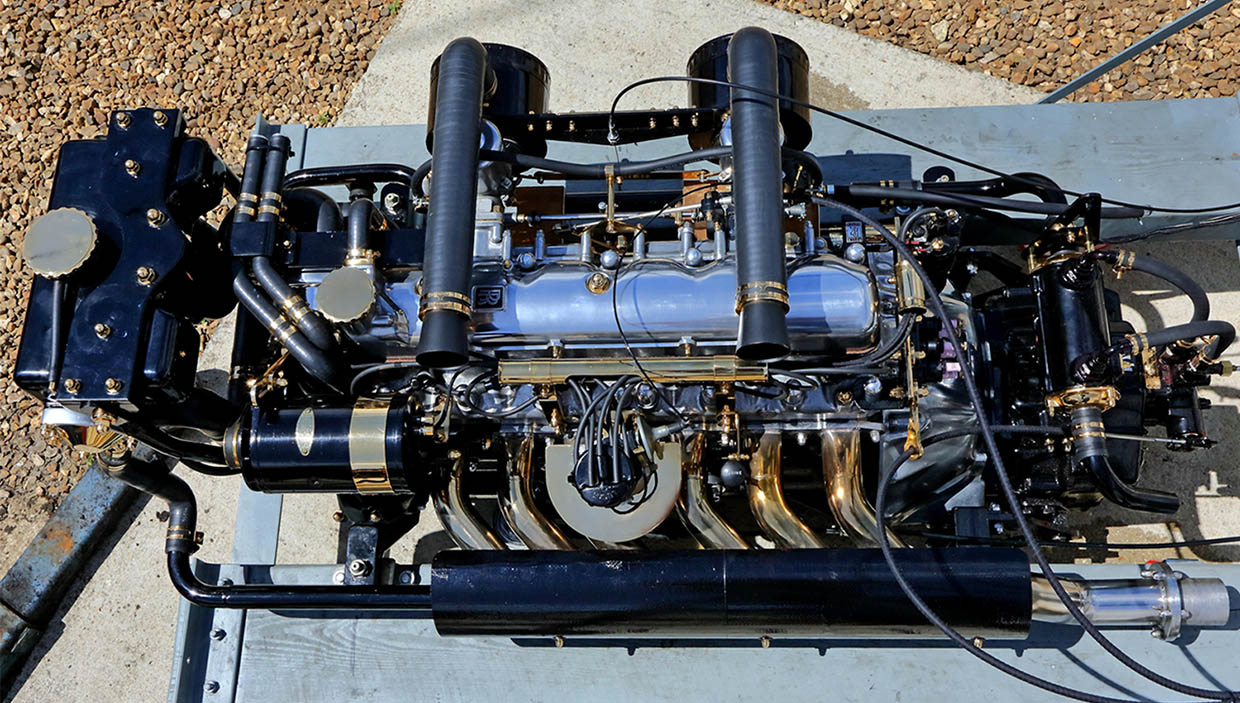 Concours condition aluminium late 1960’s Rolls Royce 6 cylinder engine producing 175BHP