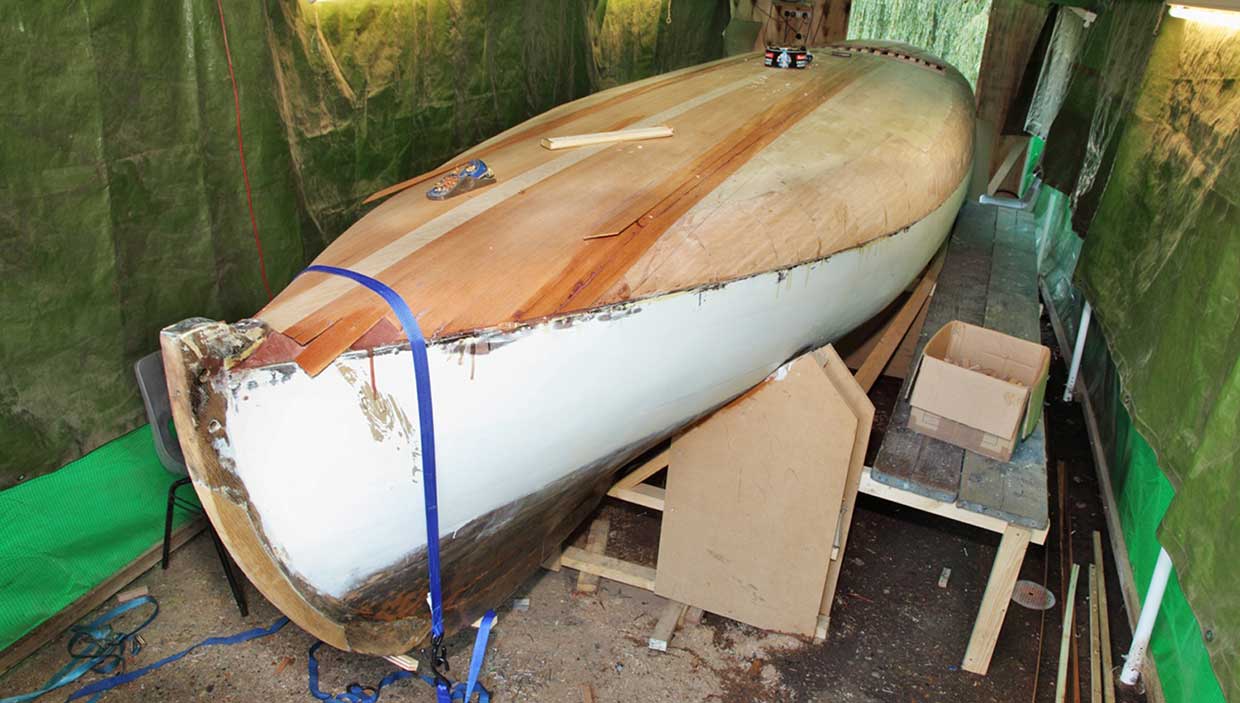 Vintage Racing Boat 'Fixitor' during Restoration