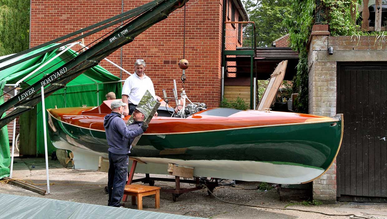 Vintage Racing Boat 'Fixitor' Engine Mounting