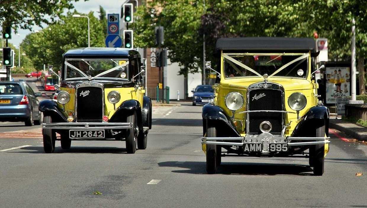 Austin 6 and Austin 12 - Through the streets of London
